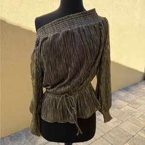 White House Black Market Gold Metallic Boho Off Shoulder Top Blouse Sz M $100